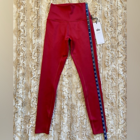 NWT ALO 7/8 High-Waist Airlift Legging in Lipstick Red Size XS - Picture 8 of 15